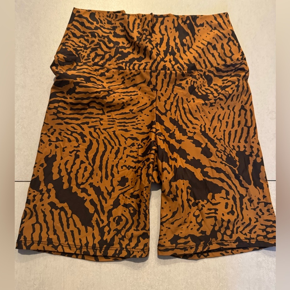 Montce shorts XL
